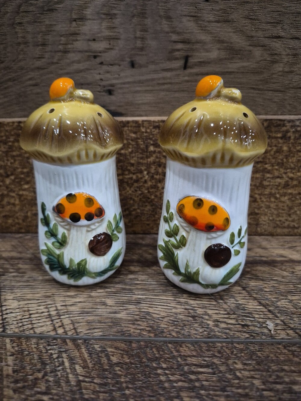 Vintage 1970's Sears Merry Mushroom Salt & Pepper Shakers Stamped Kitschy